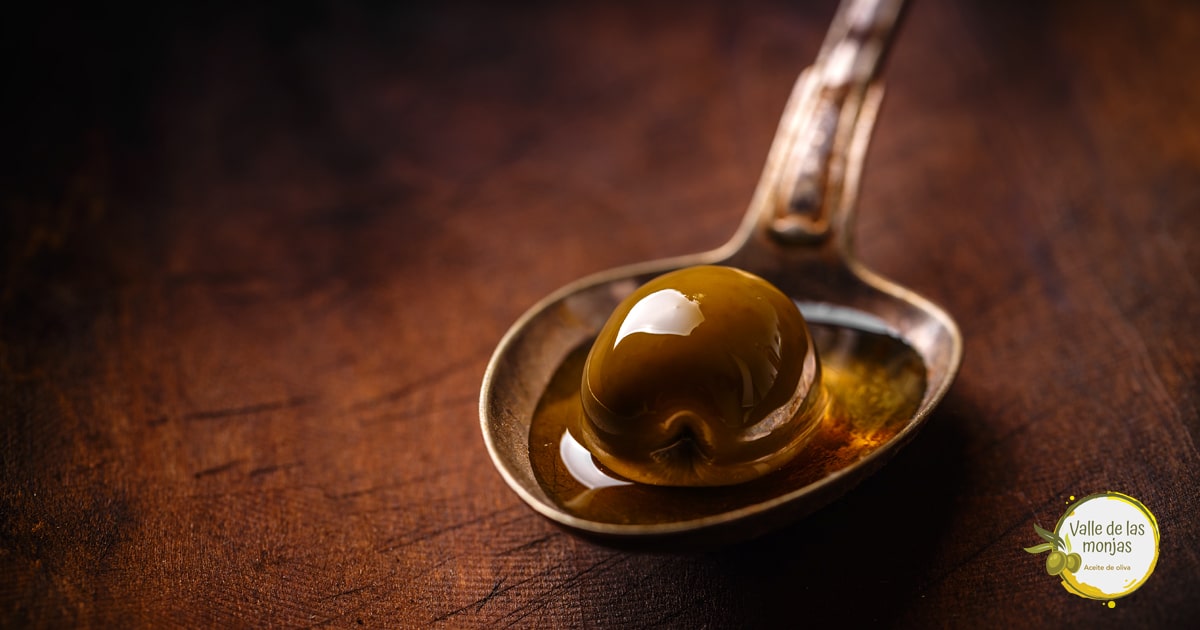La calidad del aceite de oliva viene determinada por muchos factores. Aquí te presentamos los más importantes en 7 sencillos consejos de Valle de las Monjas